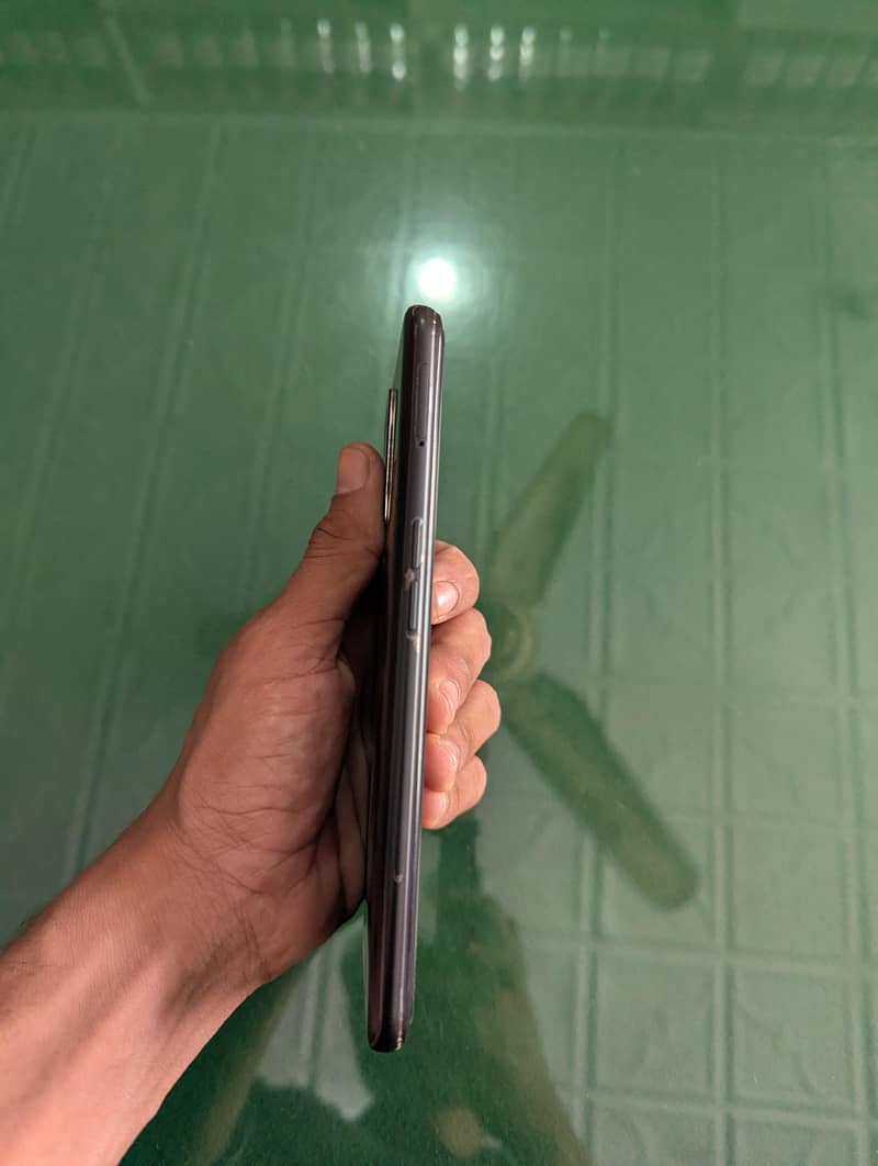 OPPO A76 3