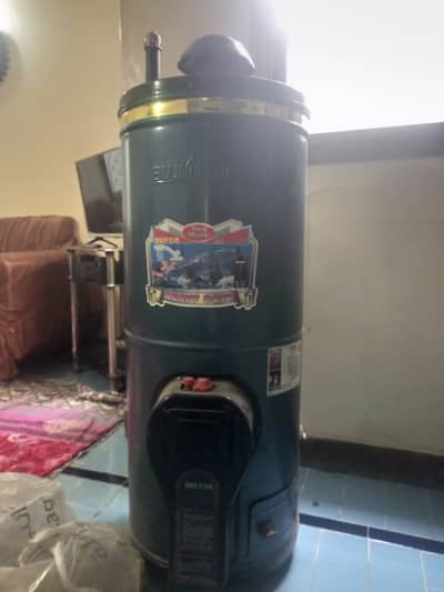 Super deluxe geyser sale in negotiable price