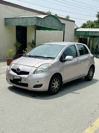 Toyota Vitz 2010
