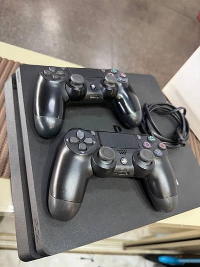 ps4 1tb jailbrake with 3 orignal controller