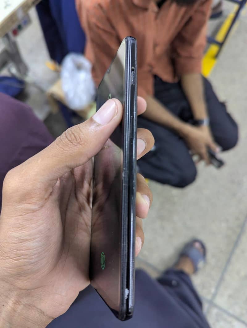 One Plus 6T 2