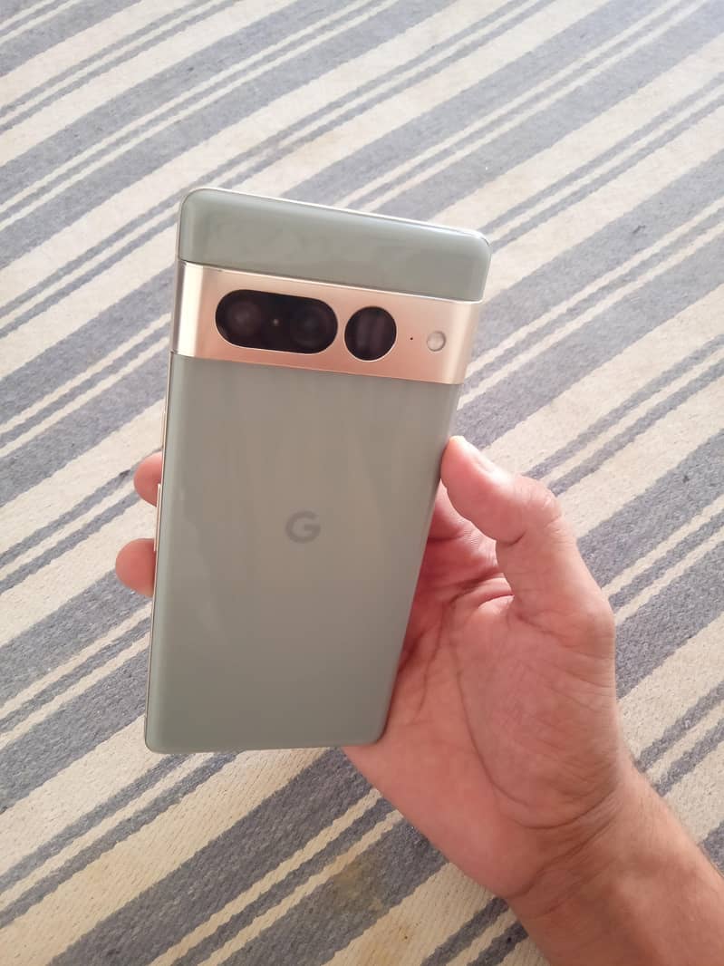 Google Pixel 7 Pro 0