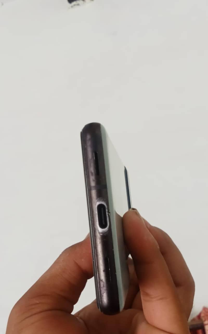 Google Pixel 6a 3