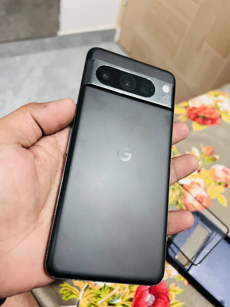Google Pixel 8 Pro 3