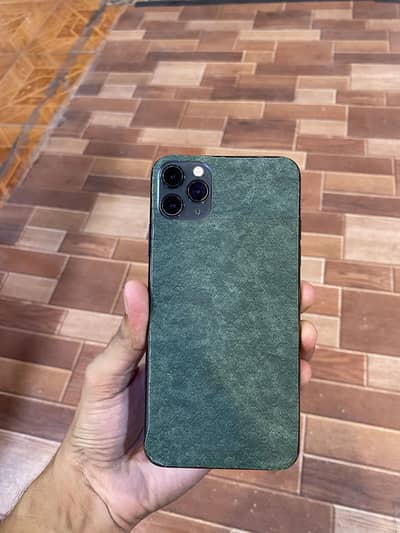 iPhone 11 Pro Max 64GB (Exchange Possible) whats:03274876674