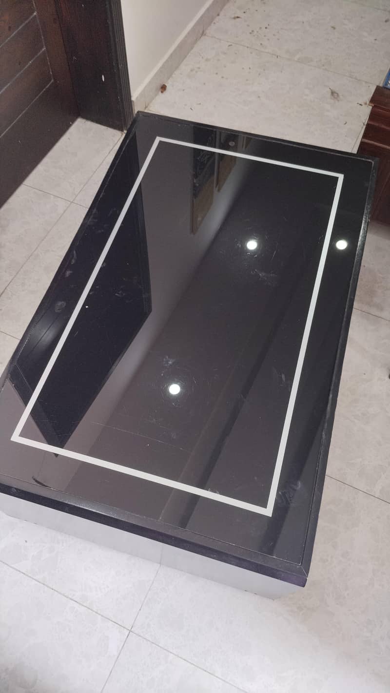 it's a used table 2