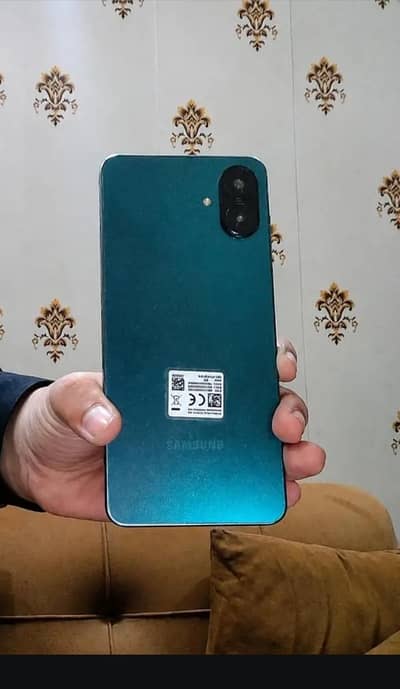 Samsung Mobile A07 5G 6GB 128GB with box And Cable
