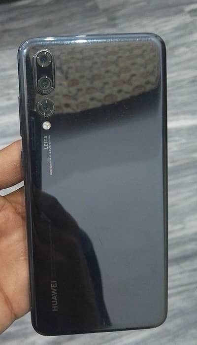 Huawei P20 Pro urgent sell right now