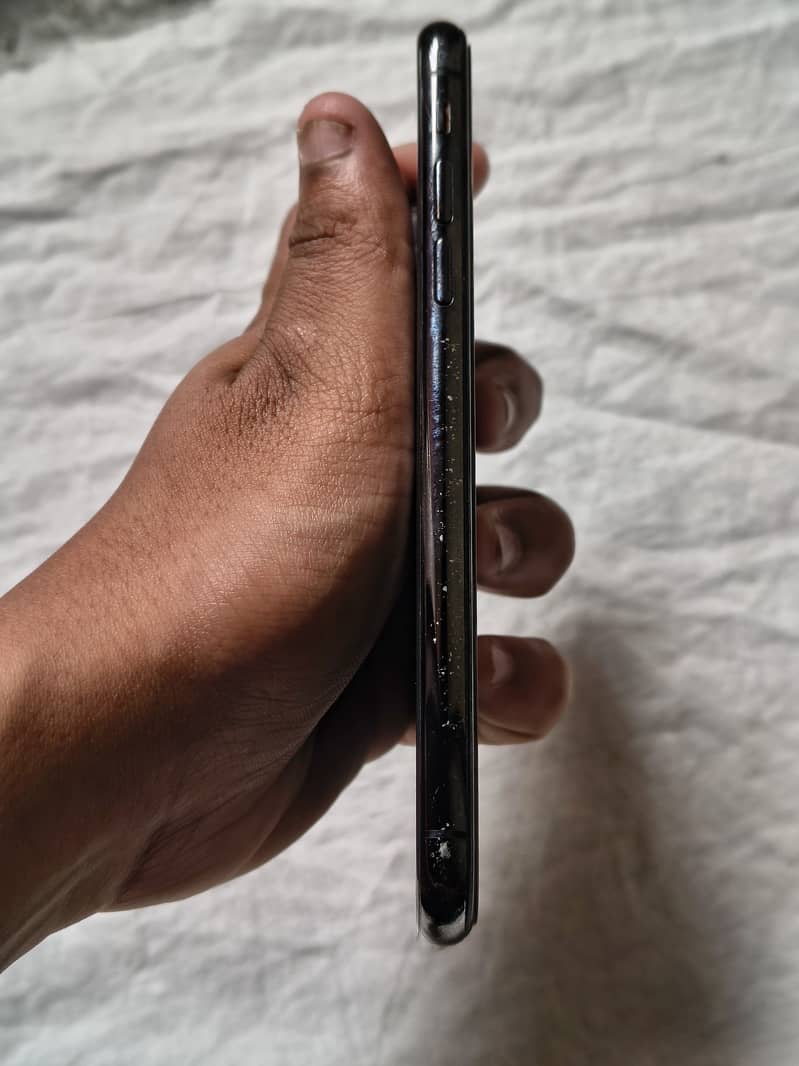 Apple iPhone X 1