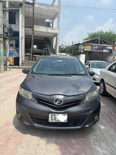 Toyota Vitz 2013