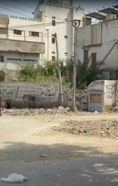 ### 800 Sq. Yd. Old House for Sale Latifabad 8