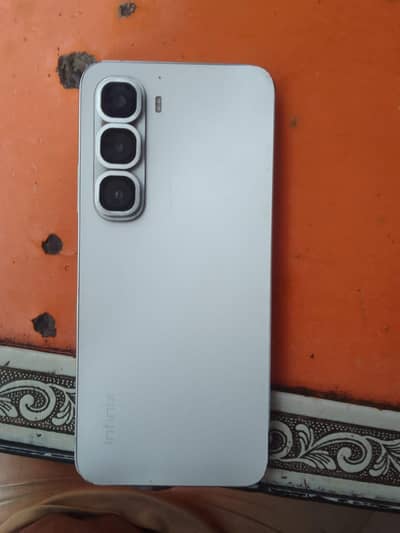 Infinix Hot Note