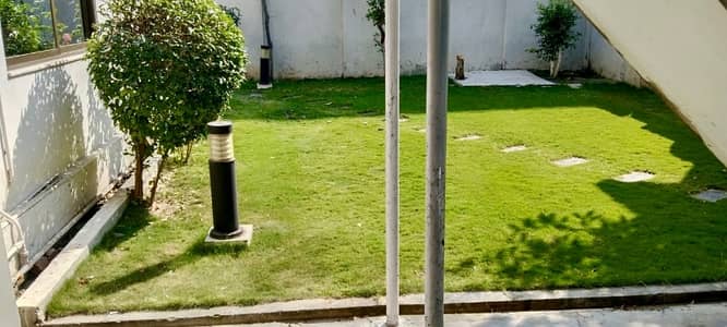 Javaid Shahid Road Residential Plot Sized 6 Marla For sale