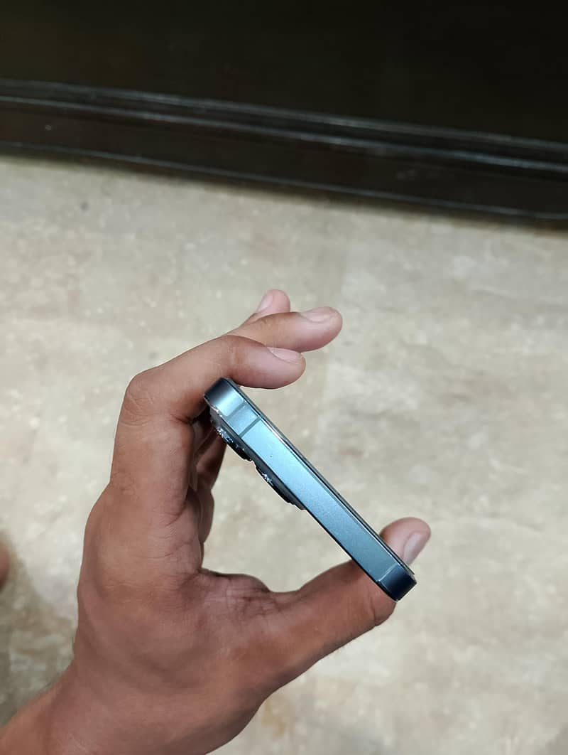 Apple iPhone 13 Pro 6