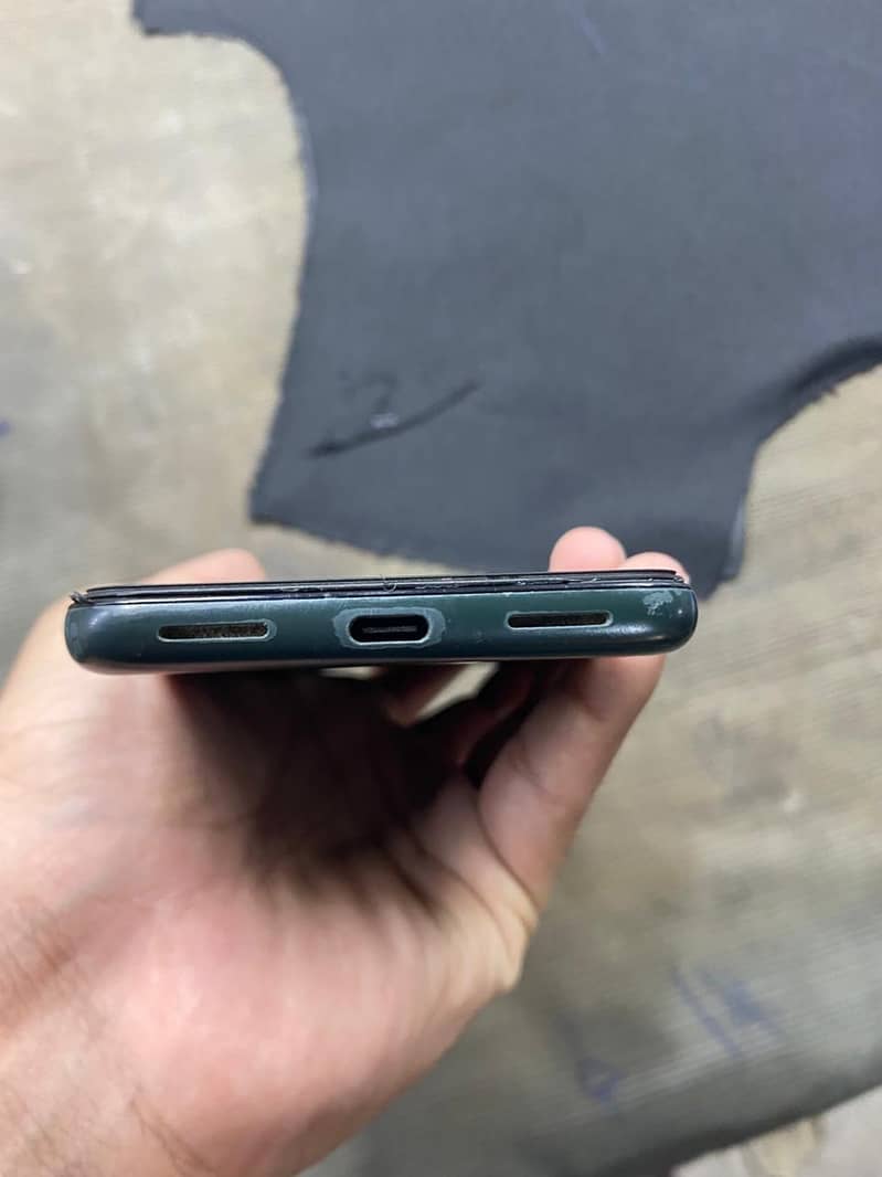 Google Pixel 5a 3