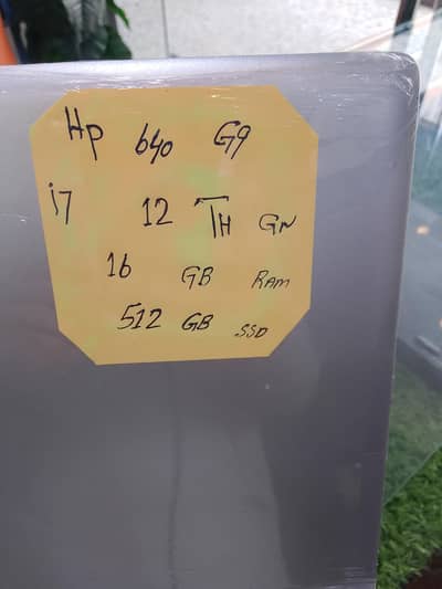 sale my hp eletbook laptop