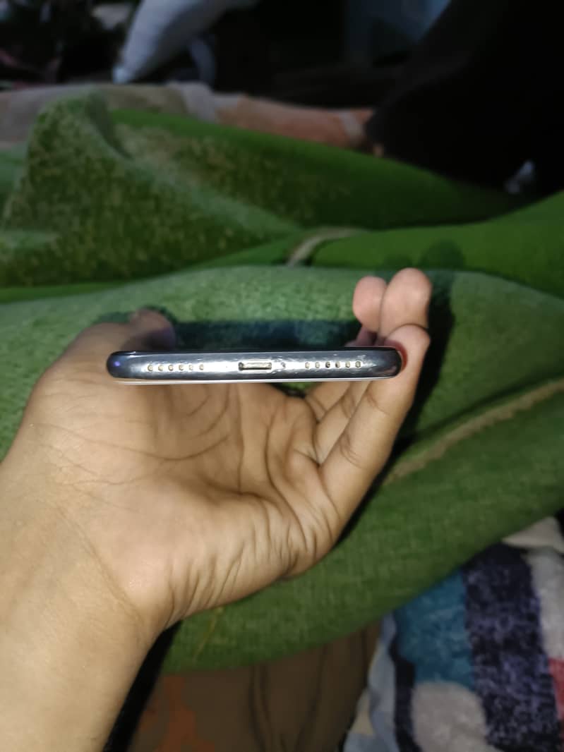 Apple iPhone X 1