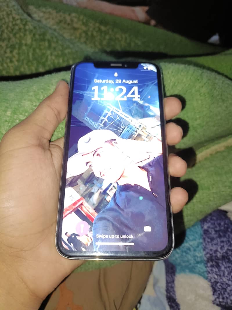 Apple iPhone X 3