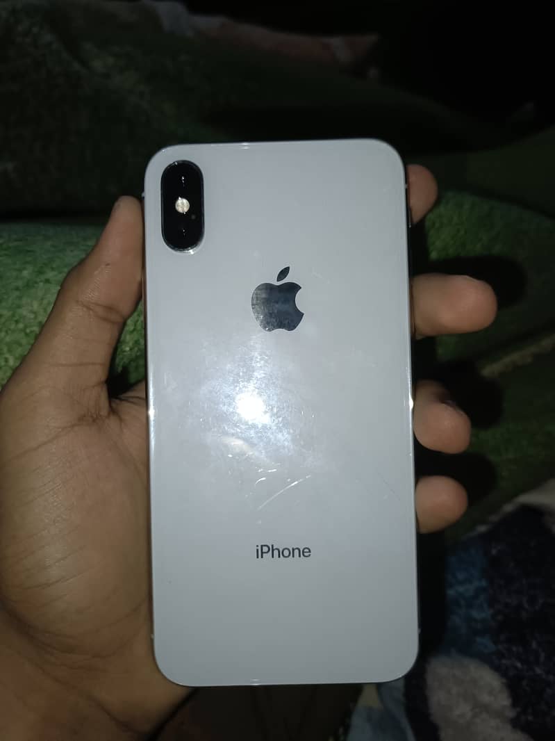 Apple iPhone X 4