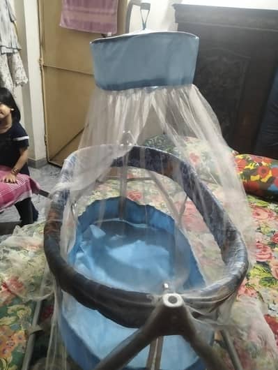 baby swing used good condition
