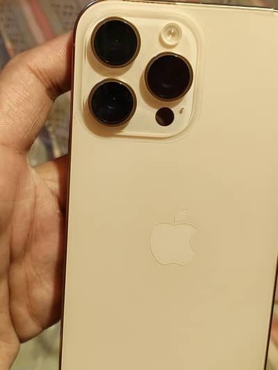 Apple iPhone 16 Pro Max