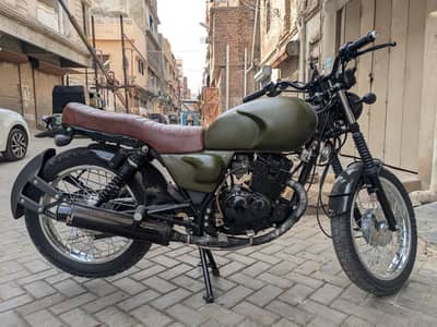 Suzuki GS 150