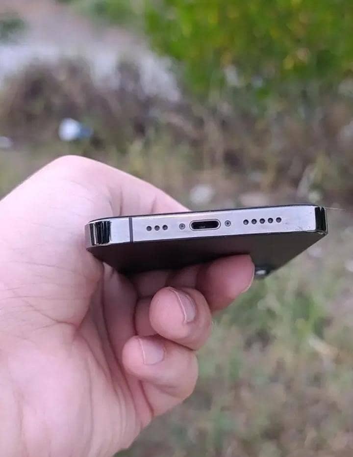 Apple iPhone 13 Pro 5