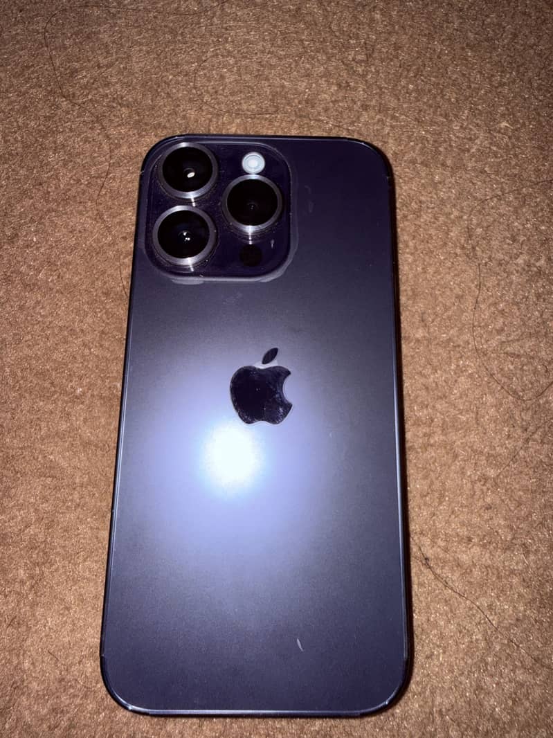 Apple iPhone 14 Pro 1