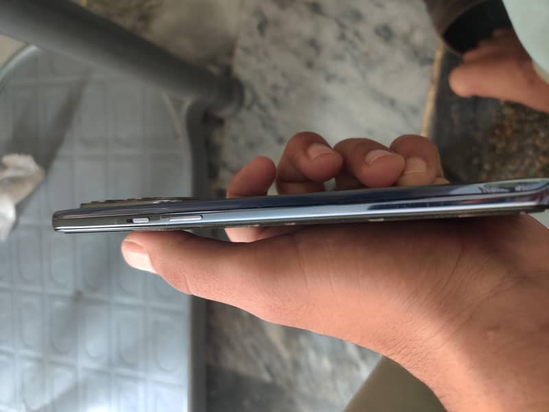 One Plus 9 5g 8