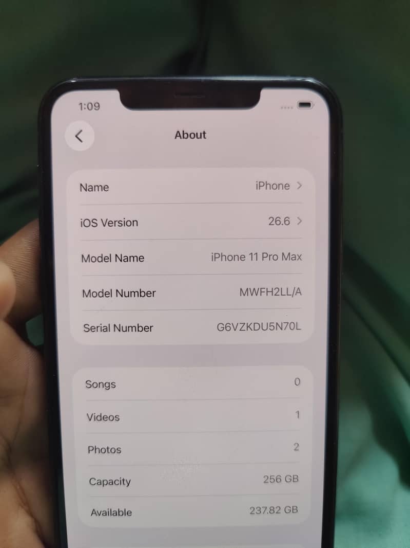 Apple iPhone 11 Pro Max 0