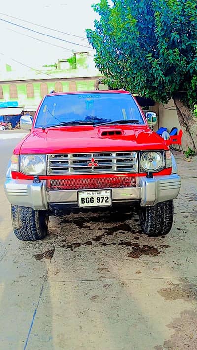 Mitsubishi Pajero 1992