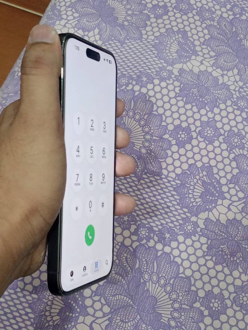 Apple iPhone 14 Pro Max 6
