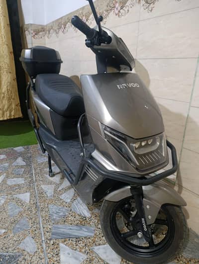 Revoo c32 pro