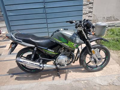 Yammaha YBR125G
