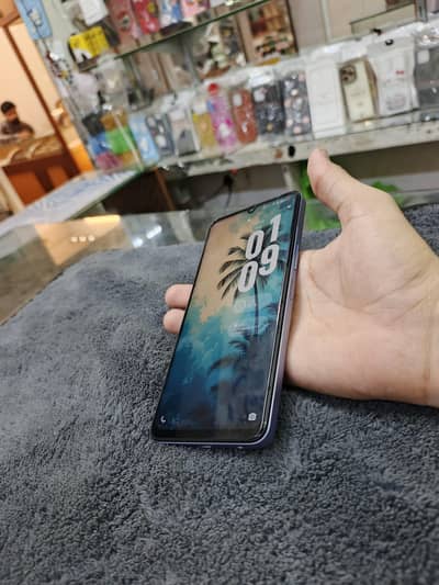 Vivo Y05