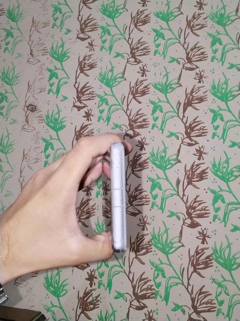 Google Pixel 7a 6