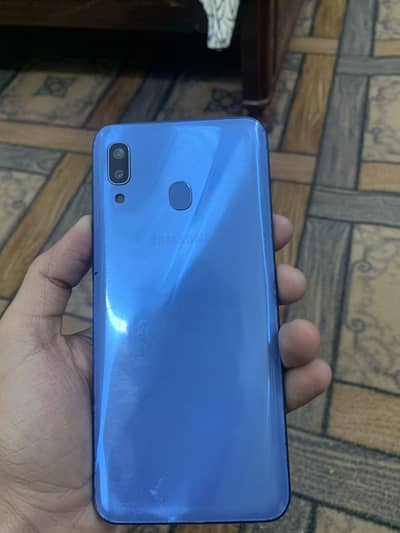 Samsung Mobile A30