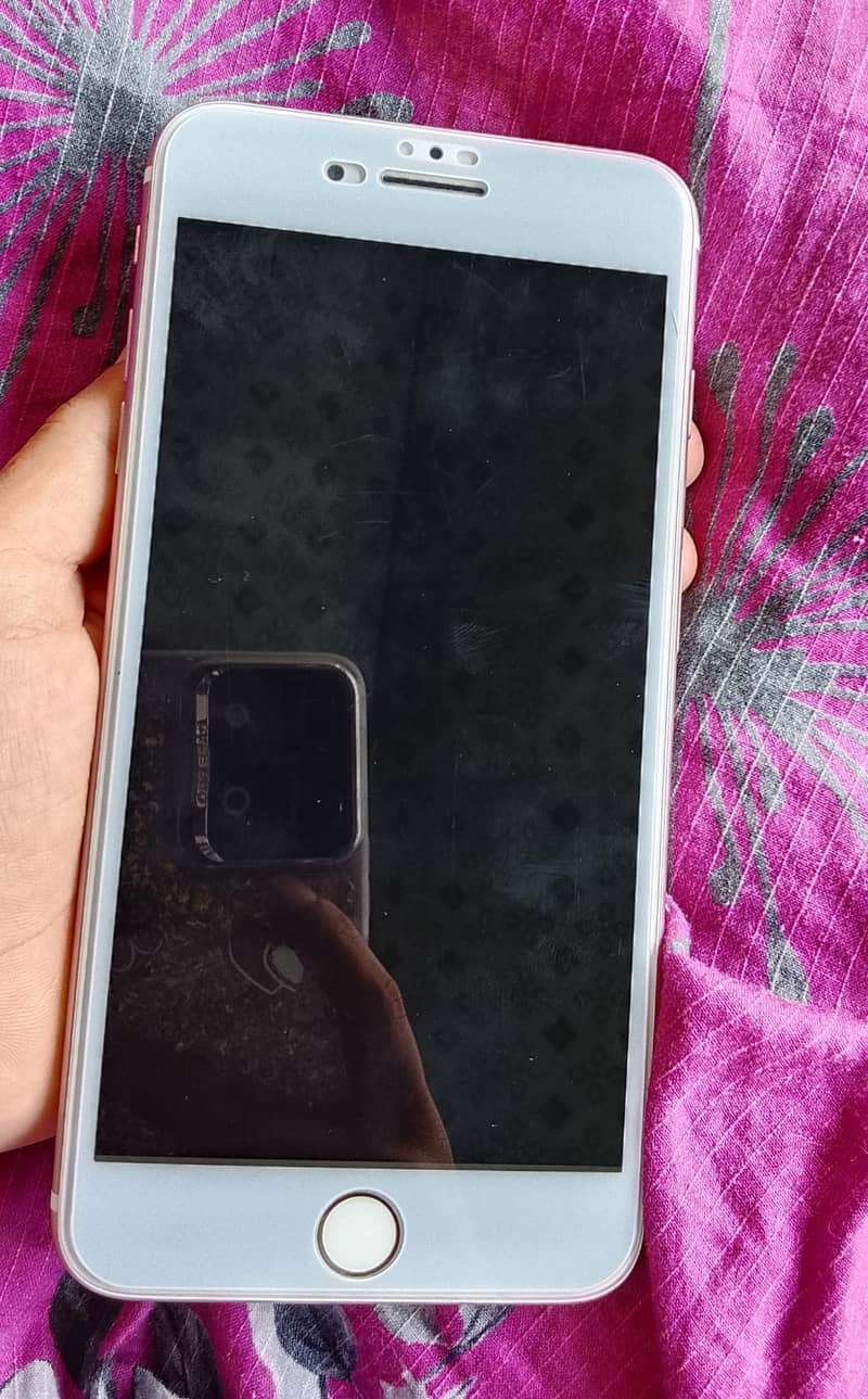 Apple iPhone 7 Plus 4