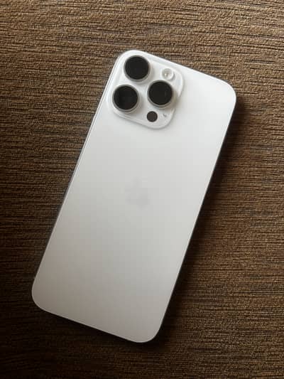 Apple iPhone 16 Pro Max