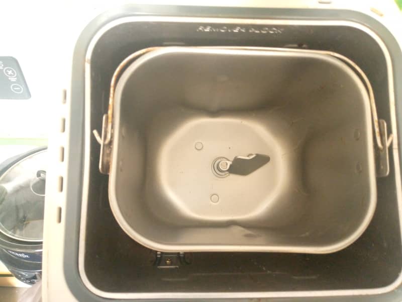 Bread/Dough Maker Morphy richards 1