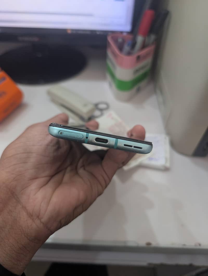 One Plus 8T 5