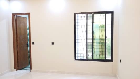5 Marla Flat Beautiful Location