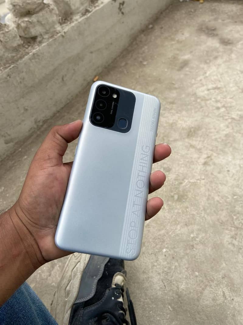 Tecno Spark 8C 2