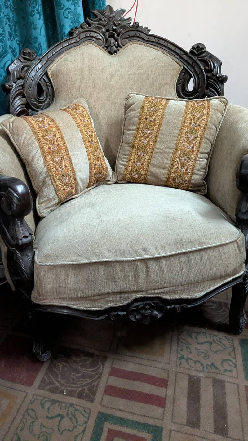 5 seaters sofa set 1
