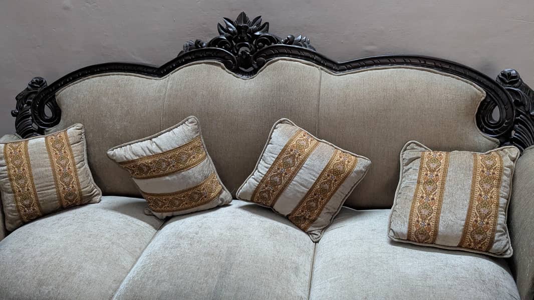 5 seaters sofa set 2