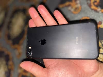 Apple iPhone 7
