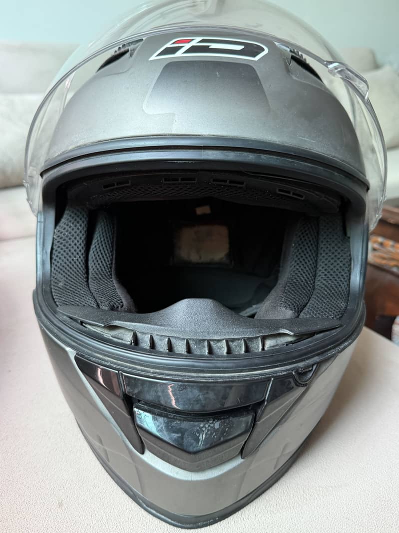 iD Helmet 1