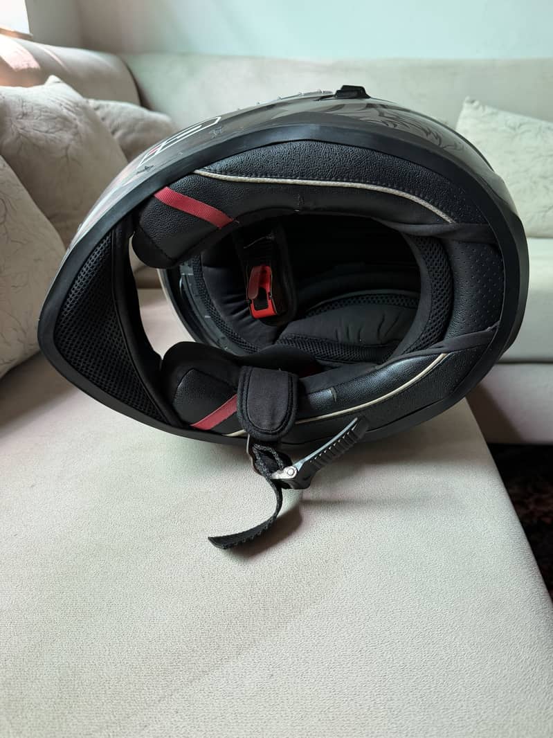 iD Helmet 5
