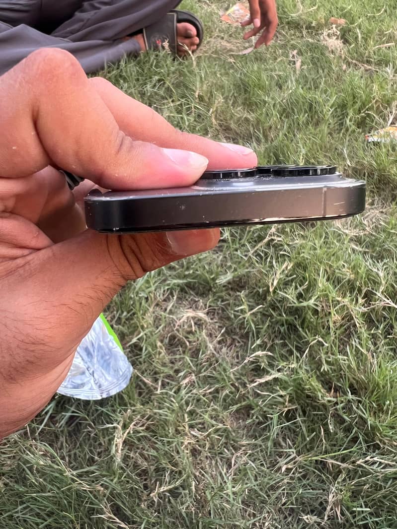 Apple iPhone 14 Pro 8