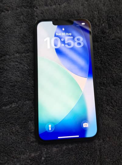 Apple iPhone 13